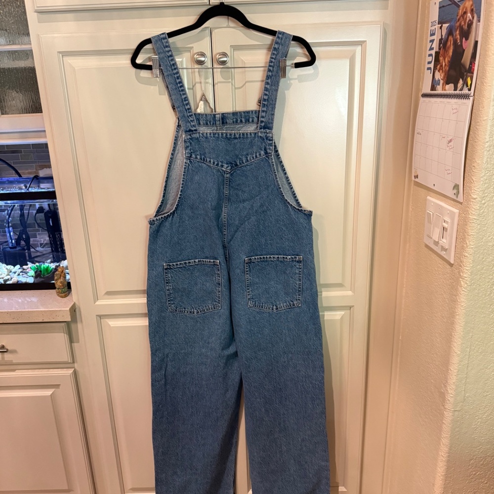 Zara Overall - Picture 2 of 3
